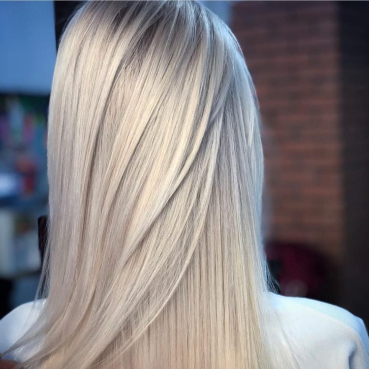 Однотонное окрашивание блонд