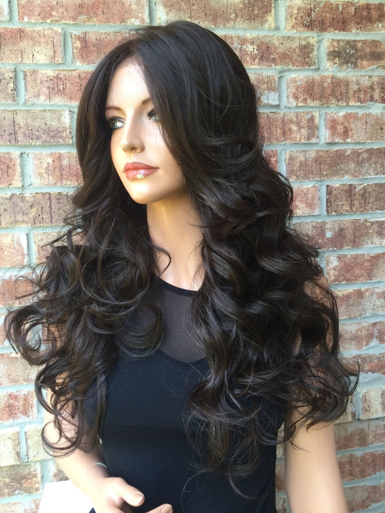 Укладка на длинные черные волосы