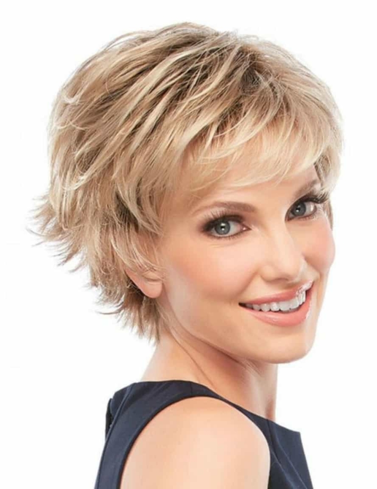 Стрижка Боб-Гарсон на короткие волосы для женщин