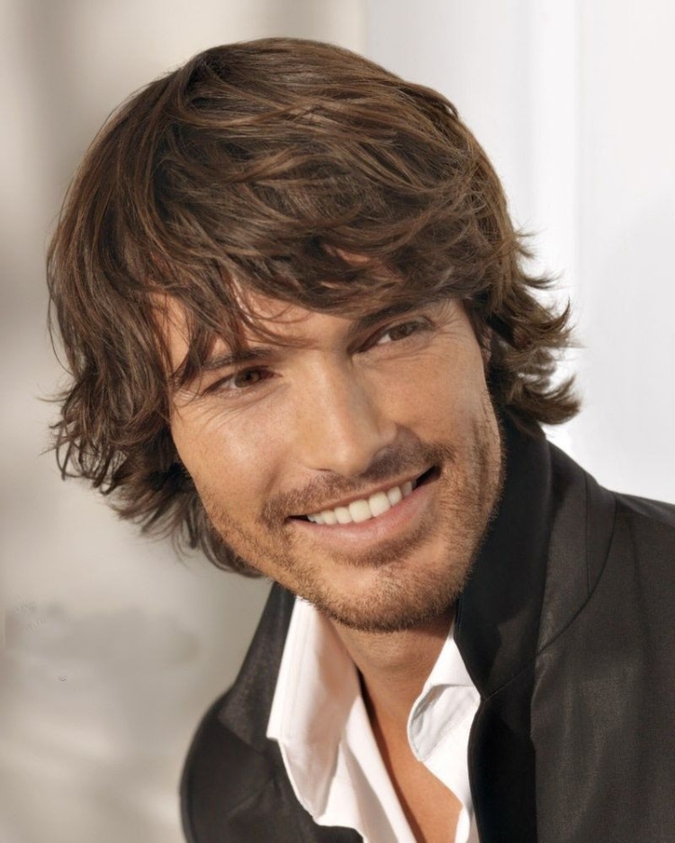 Причёски на средние волосы мужские