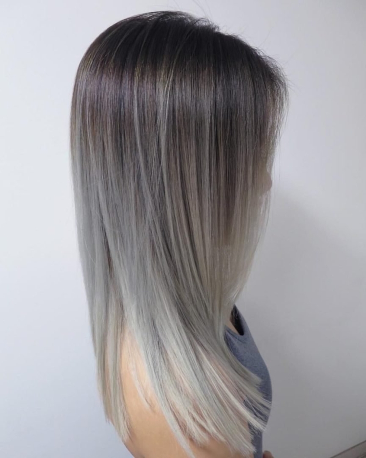 Мелирование балаяж пепельный