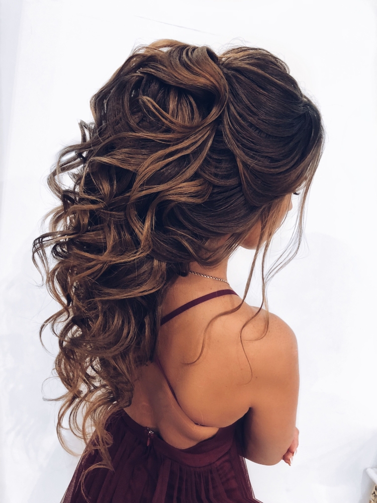 Вечерние прически на длинные волосы