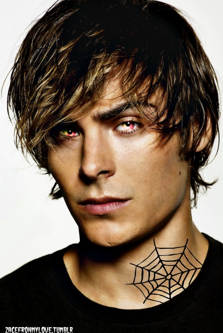 Зак Эфрон с челкой