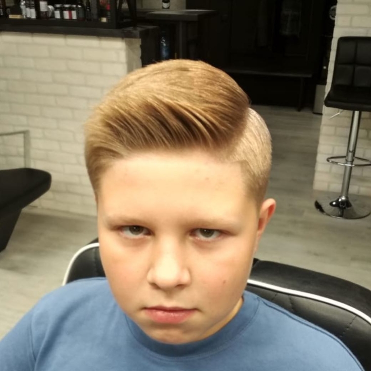 Причёска с Чолкой для мальчиков