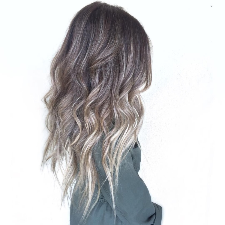 Шатуш балаяж пепельный