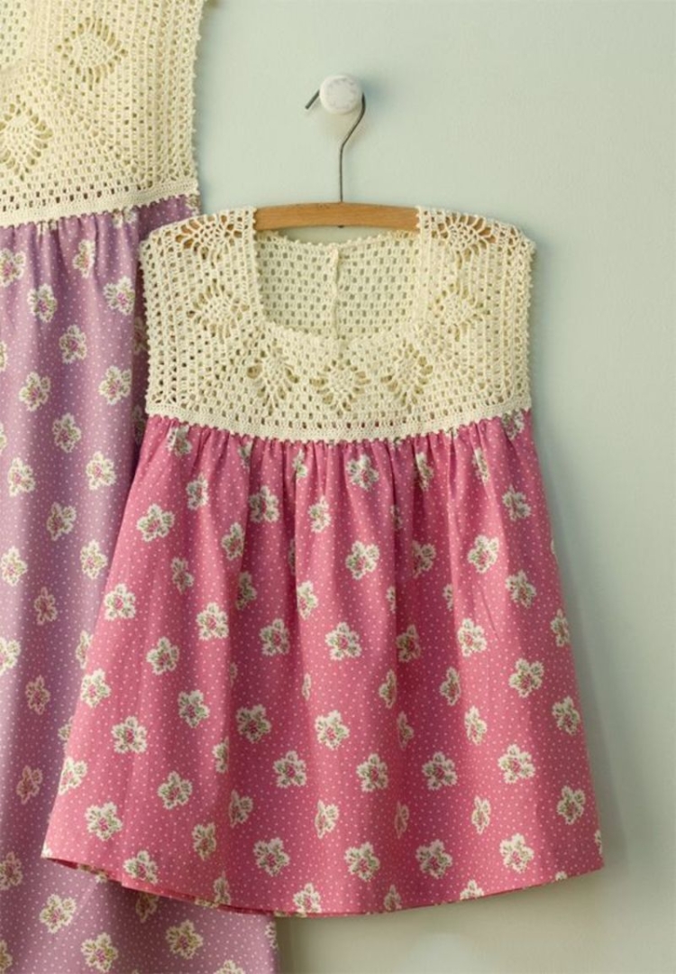 Комбинированное платье для девочки