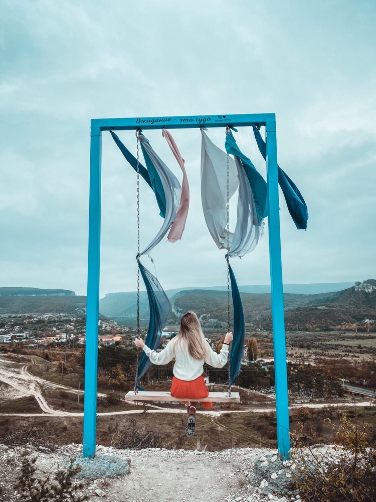 Качели в Крыму в красивых местах