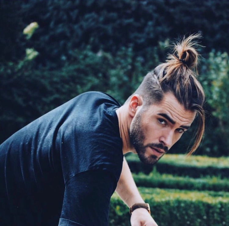 Long man hair Tutorial