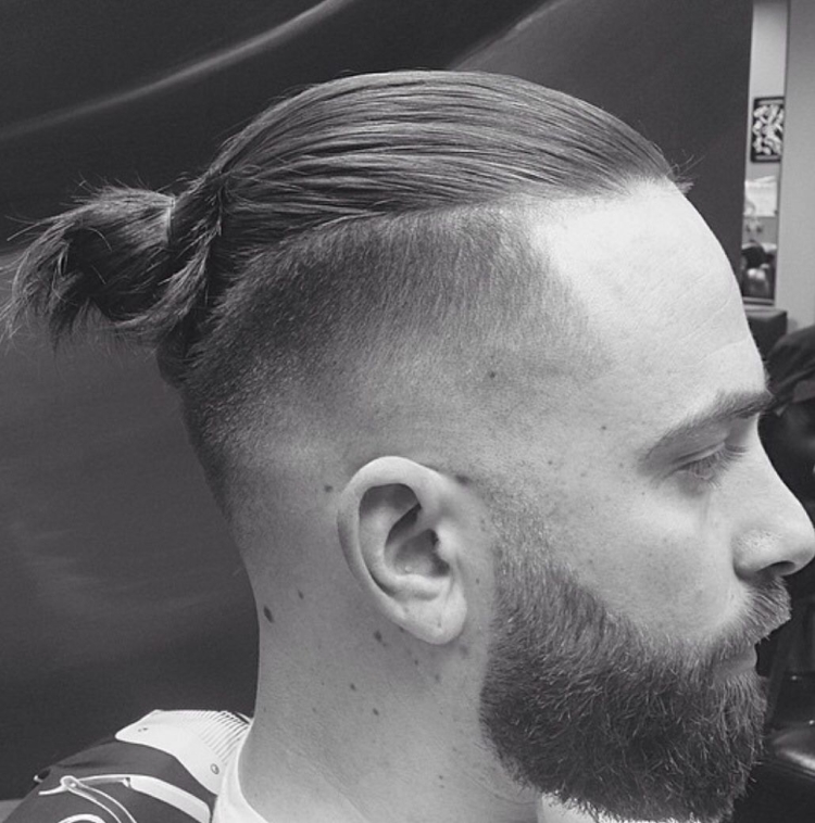Андеркат man bun