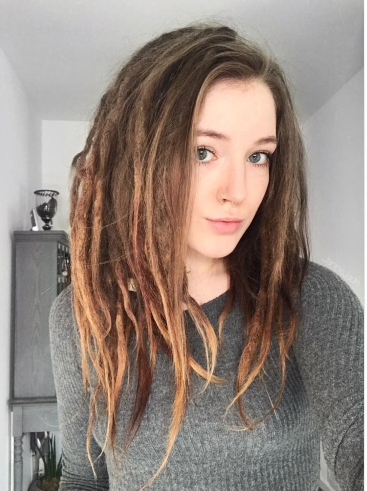 Натуральные дреды до плеч