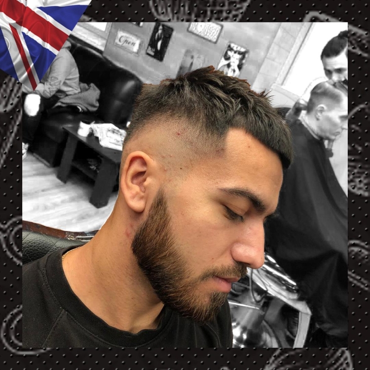 Кроп стрижка Цезарь барбершоп