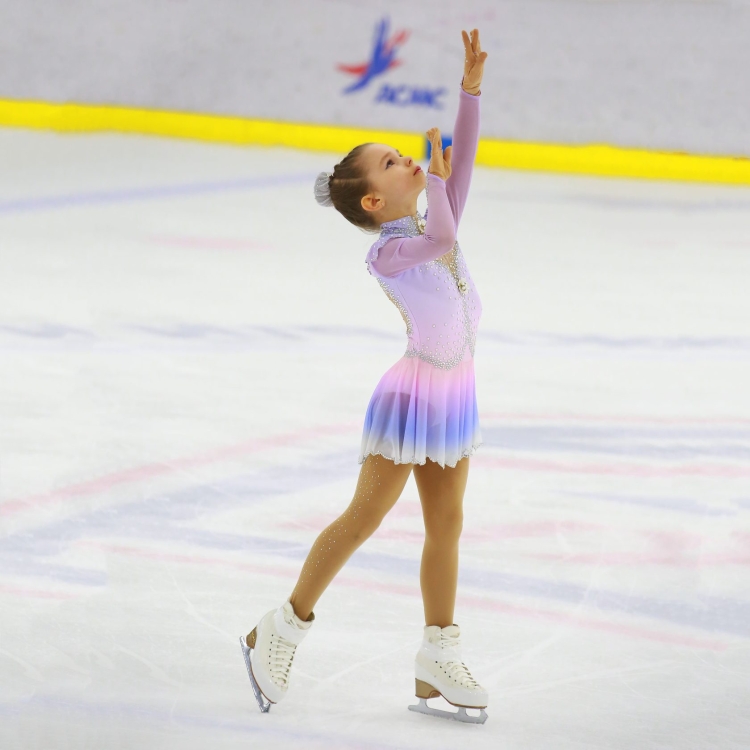 Арина Колобова фигурное катание