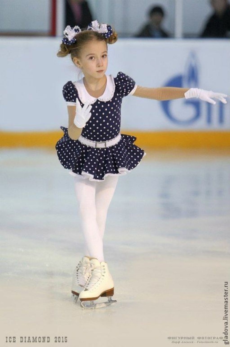 Платье для фигурного катания французский стиль