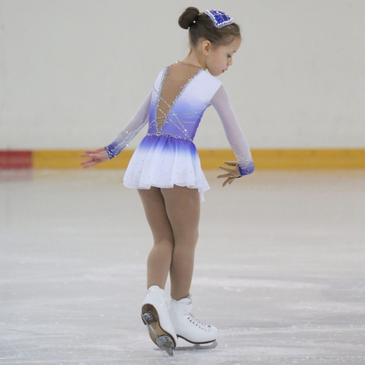 Коллекция Аксель платья для фигуристов