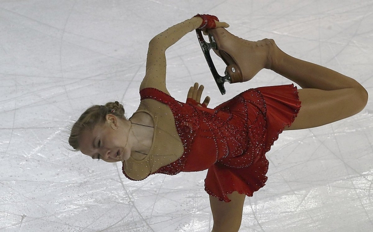 Елена Йованович фигуристка