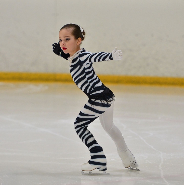 Платье Karisma для фигурного катания