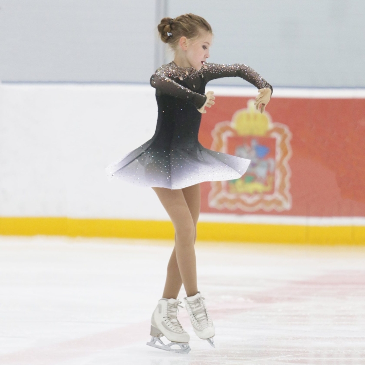 Платья фигурное катание Аксель