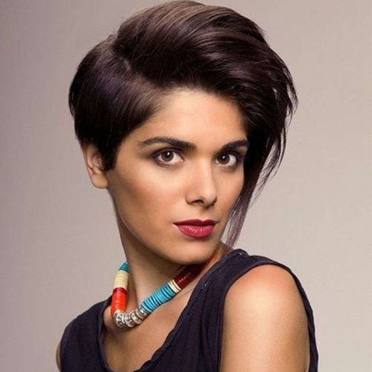 Стрижки на густые волосы