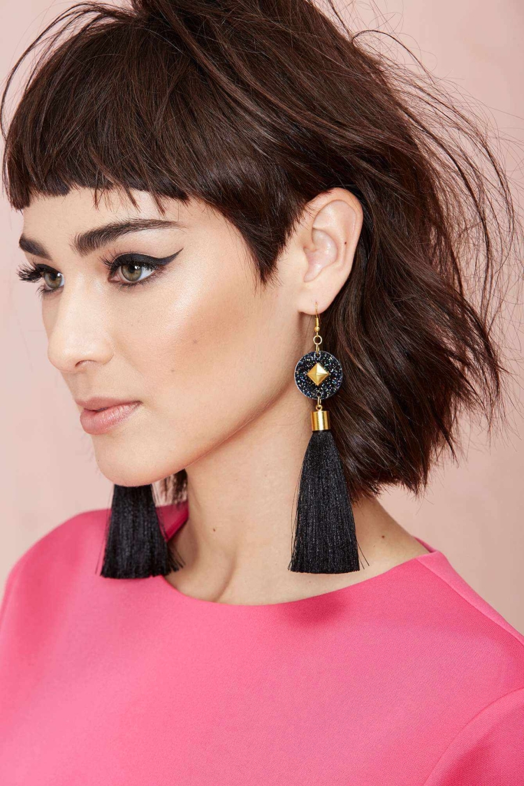 Короткая филированная челка