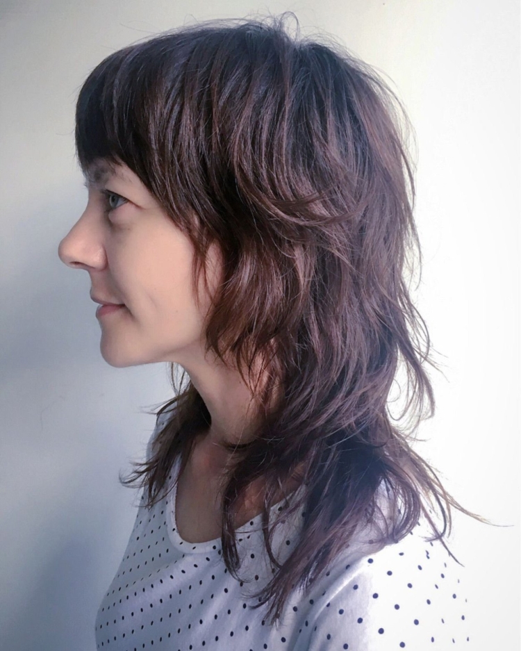 Стрижка маллет женская на средние волосы