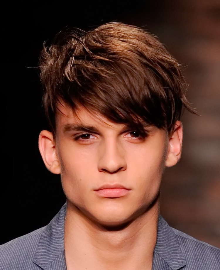 Angular Fringe стрижка