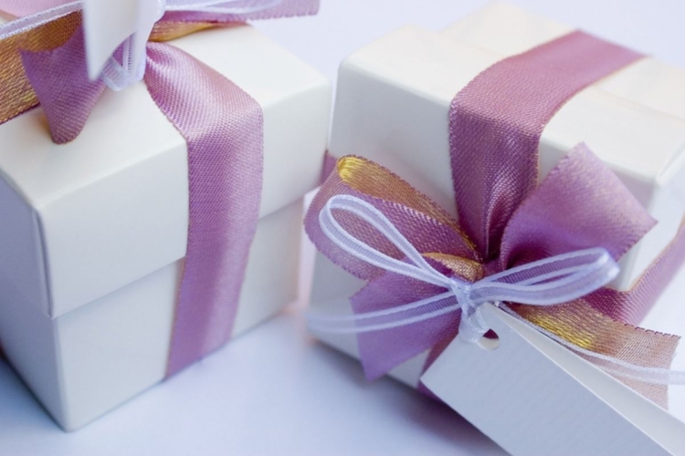 Поздравления с днём рождения Резеда