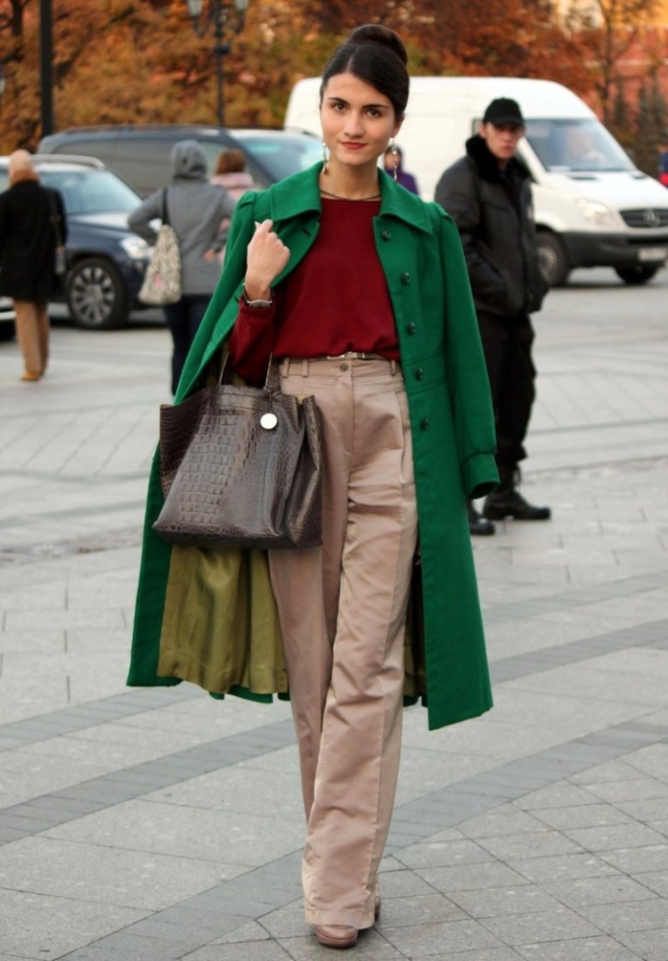 Бежевый и зеленый в одеж