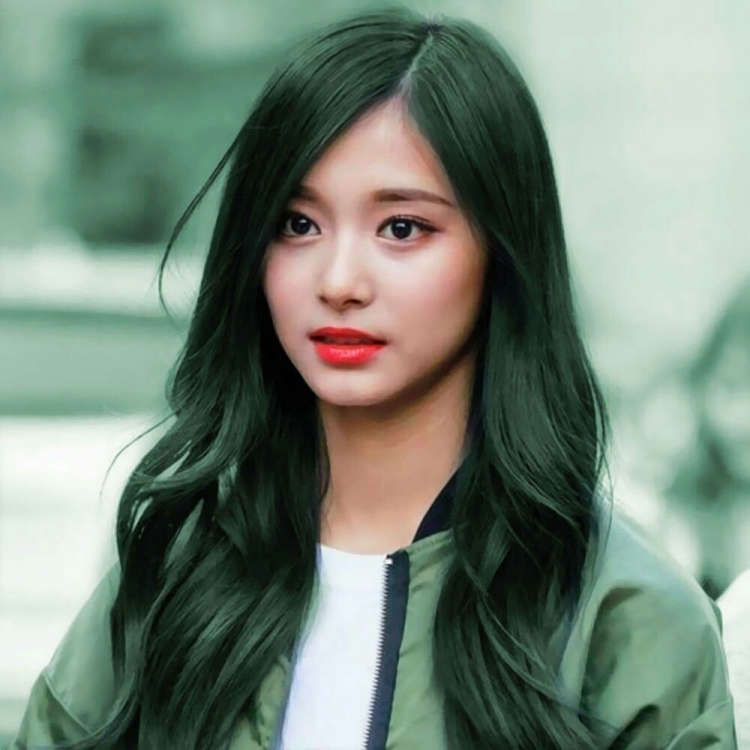 Цзыюй twice Blue