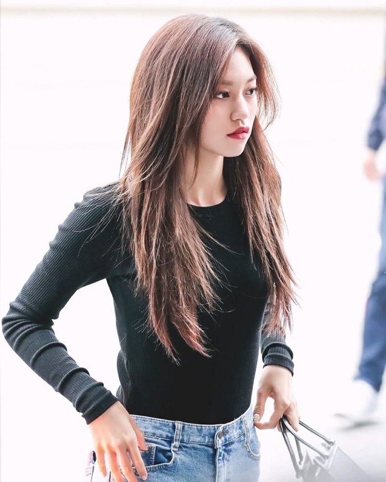 Популярные корейские прически на длинные волосы для девушек