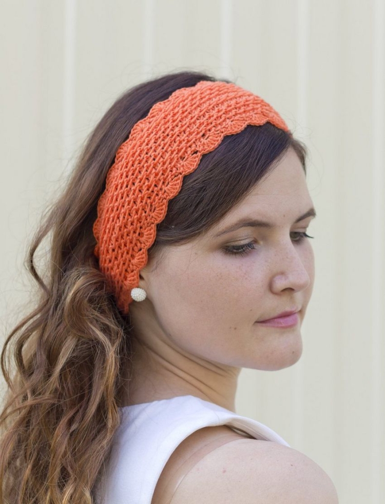 Повязка на голову вязаная крючком