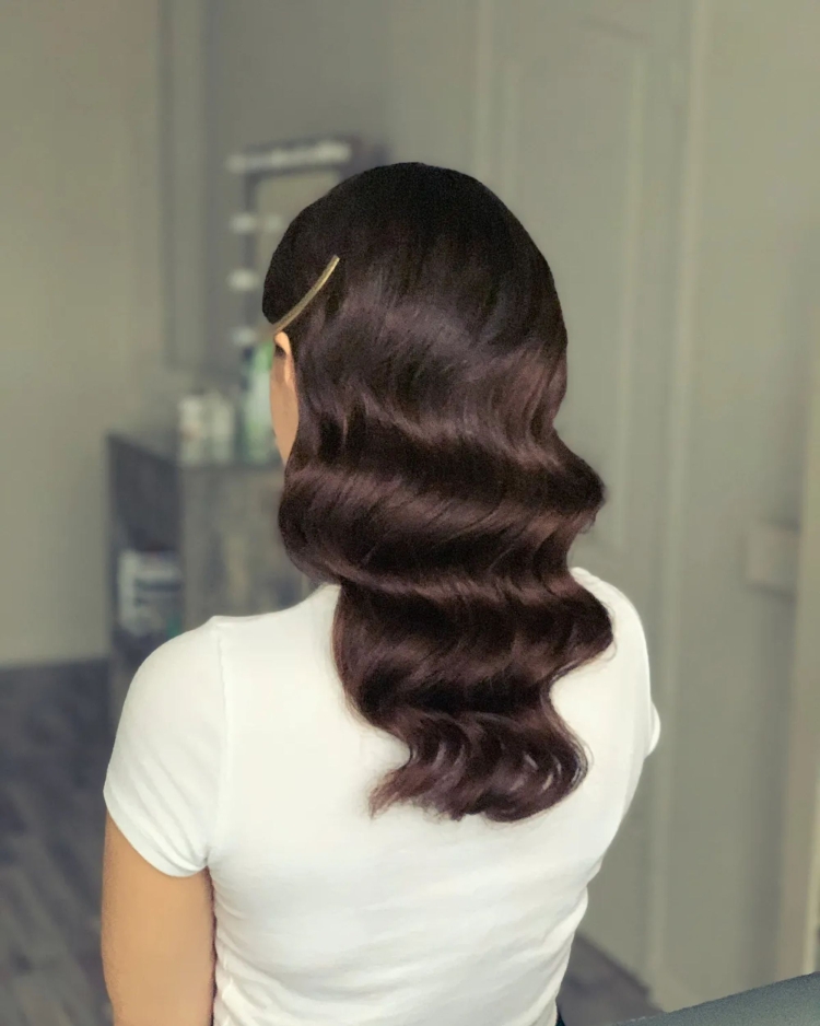 Хвост с голливудской волной