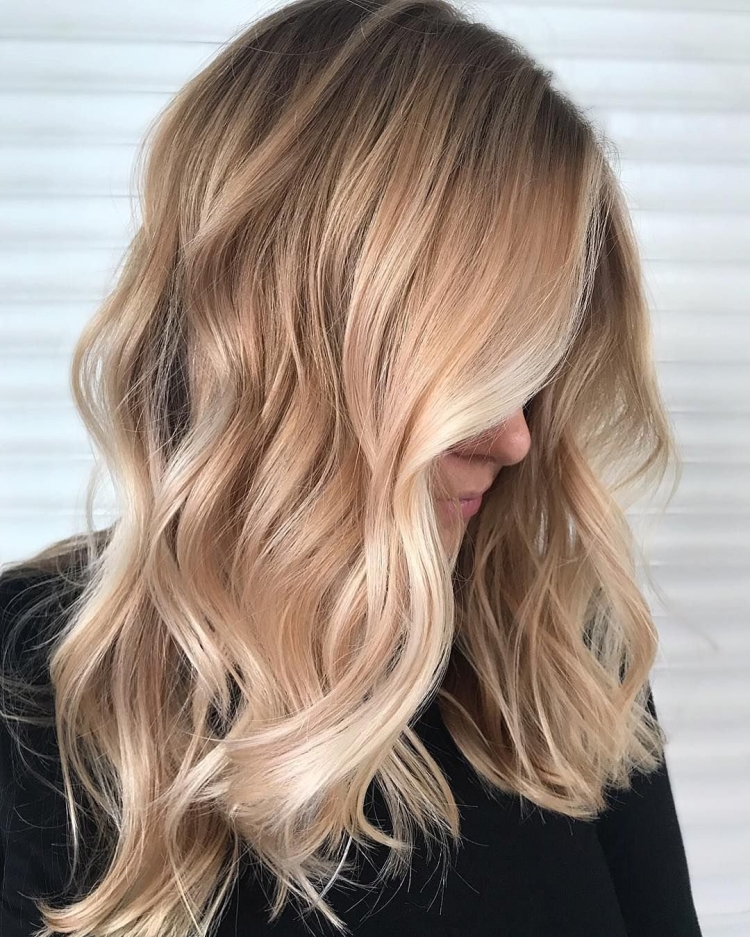 Окрашивание теплый блонд