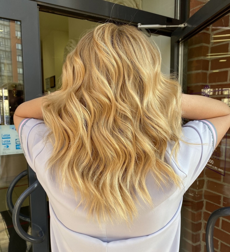 Теплый блонд растяжка