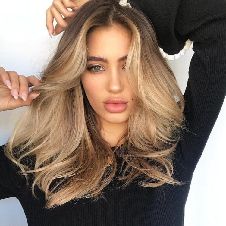 Коричневый блонд