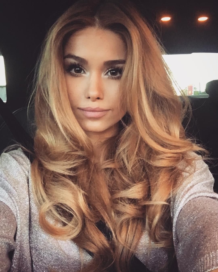 Памела Рейф цвет волос