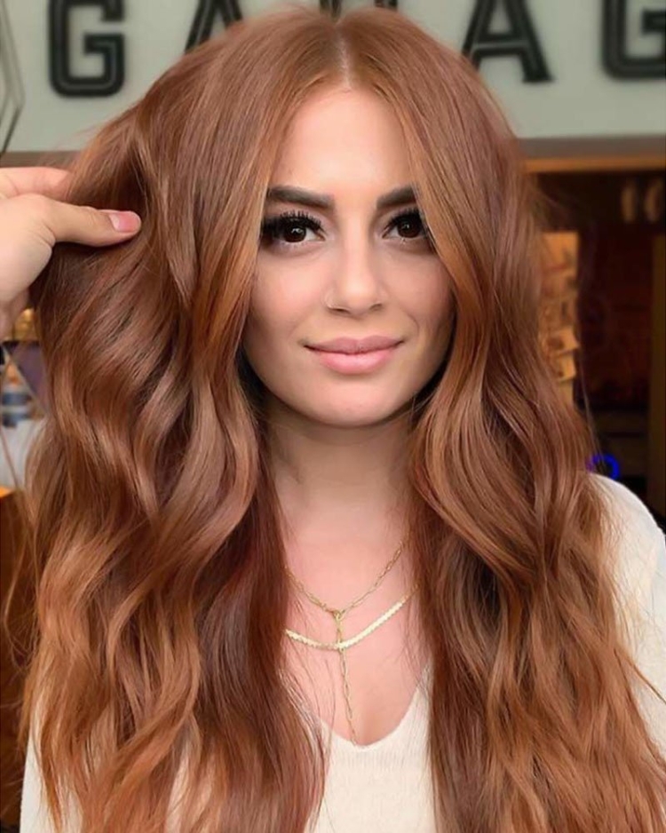 Русый с рыжечным оттенком