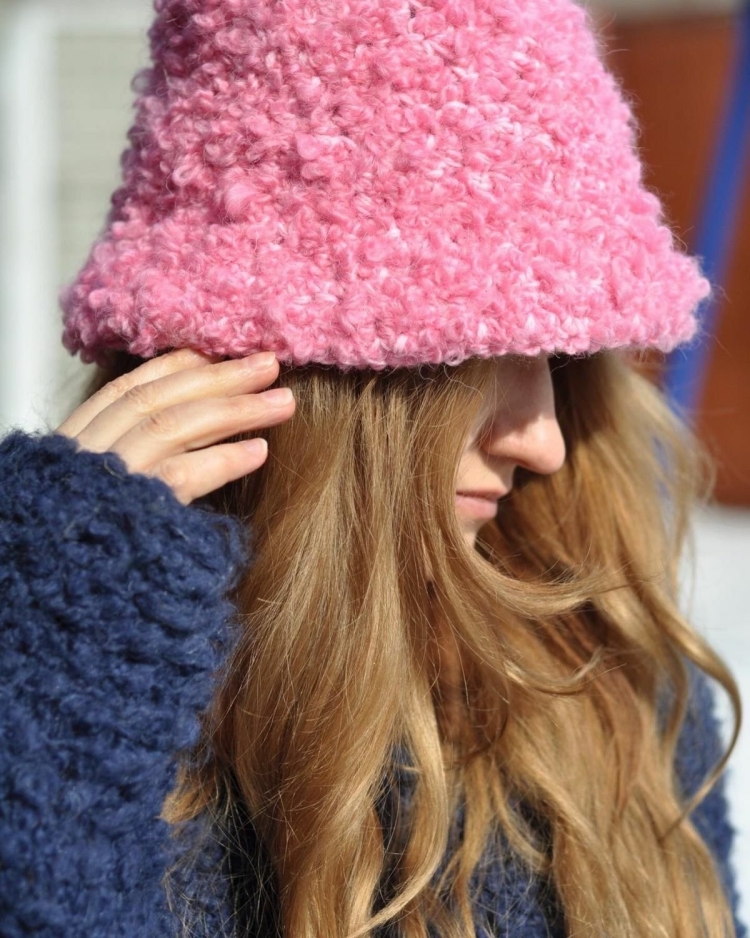 Пушистая панамка