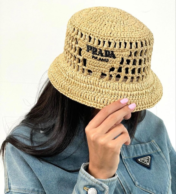 Панамка Прада из рафии