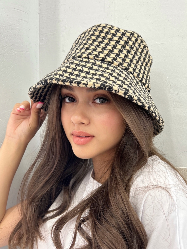 Панама Шанель гусиные лапки