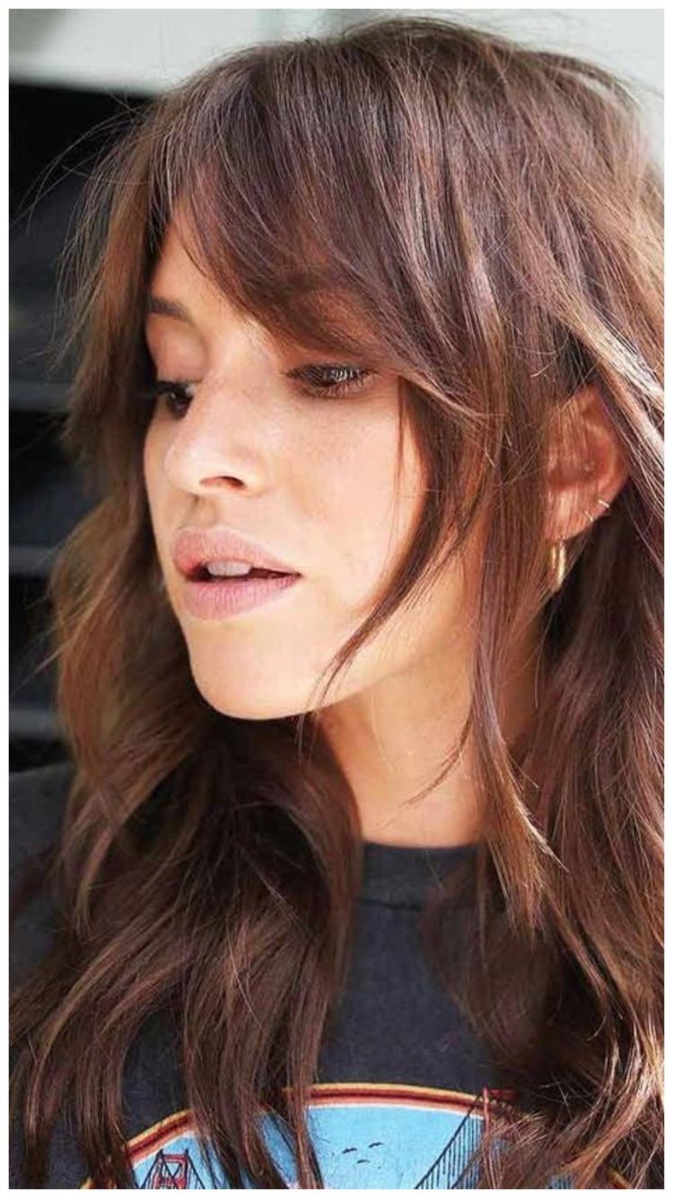 Удлиненная челка