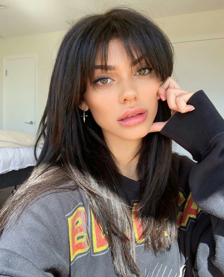 Челка шторка 2022 удлиненная