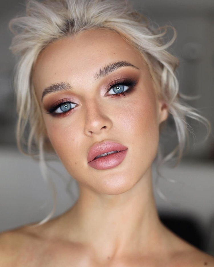 Вечерний макияж для блондинок