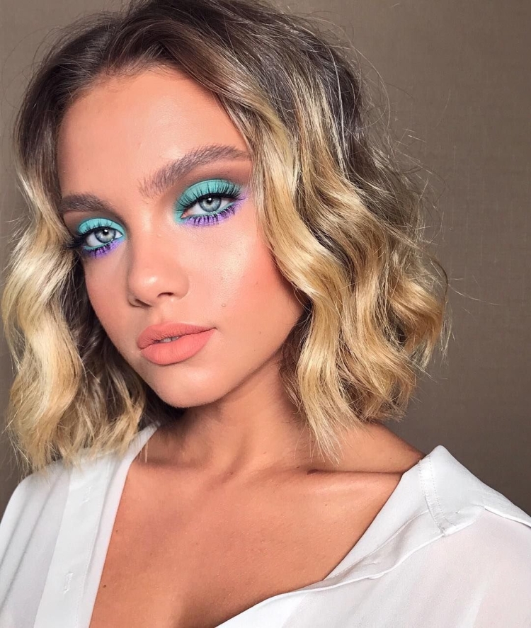 Цветной макияж