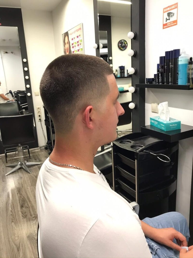 Стрижка 2 насадки мужская