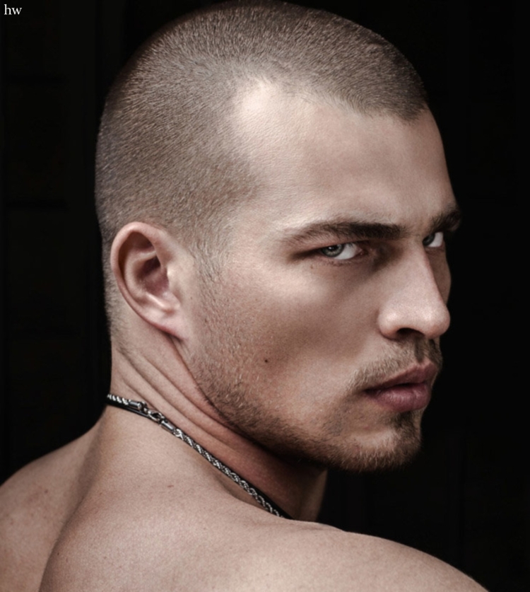 Полубокс налысо