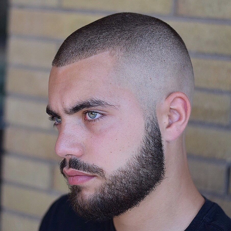 Причёски мужские короткие с бородой