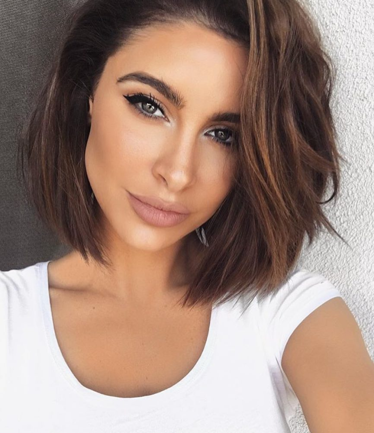 Красивое каре