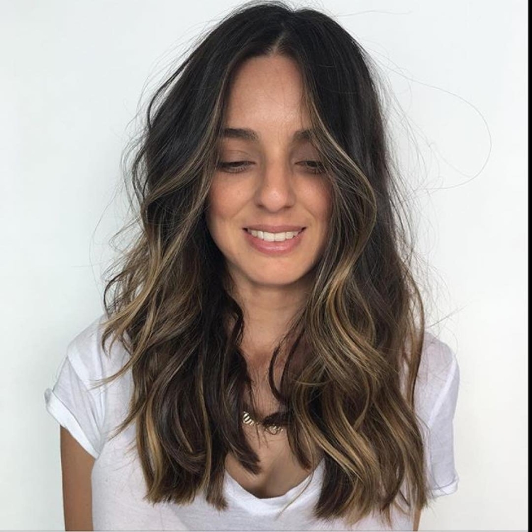 Осветленные пряди у лица