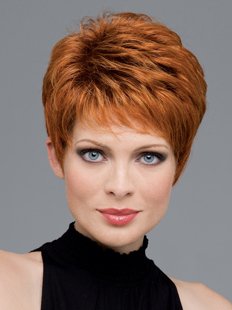 Стрижка на короткие волосы для женщин 50 Гарсон