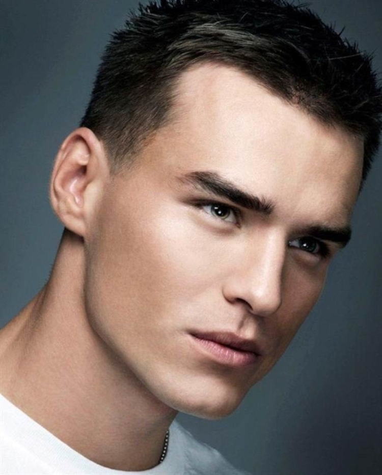 Стрижка спортивная канадка